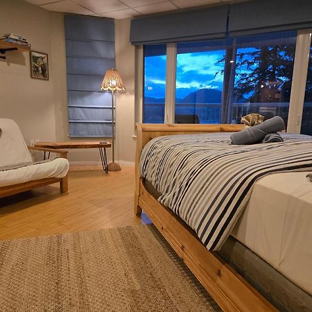 Madeira Park Oceanview Suites Buitenkant foto