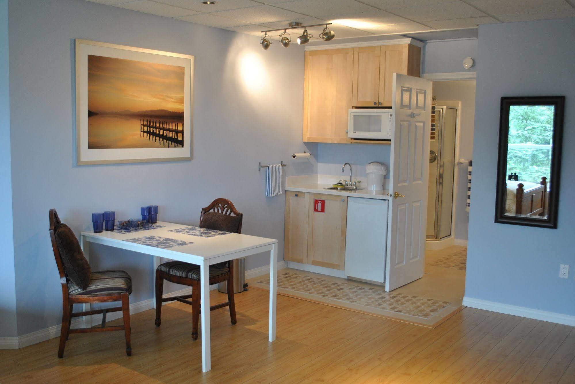 Madeira Park Oceanview Suites Buitenkant foto